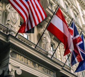 keindahan klasik di hotel sacher vienna